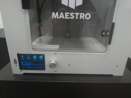 Изображение 3D принтер Maestro Piccolo который можно купить в интернет-магазине 3DSYSTEM в Москве
